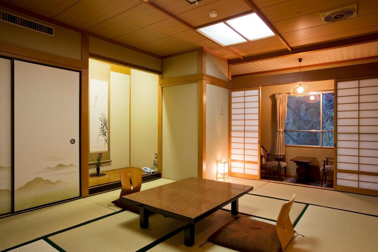 Hananosato Onsen Sansuikan Takatsuki Exterior photo